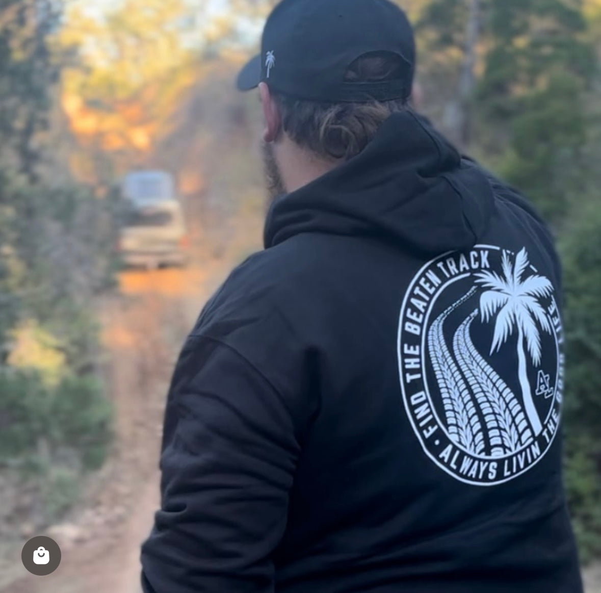 Tracks Pullover